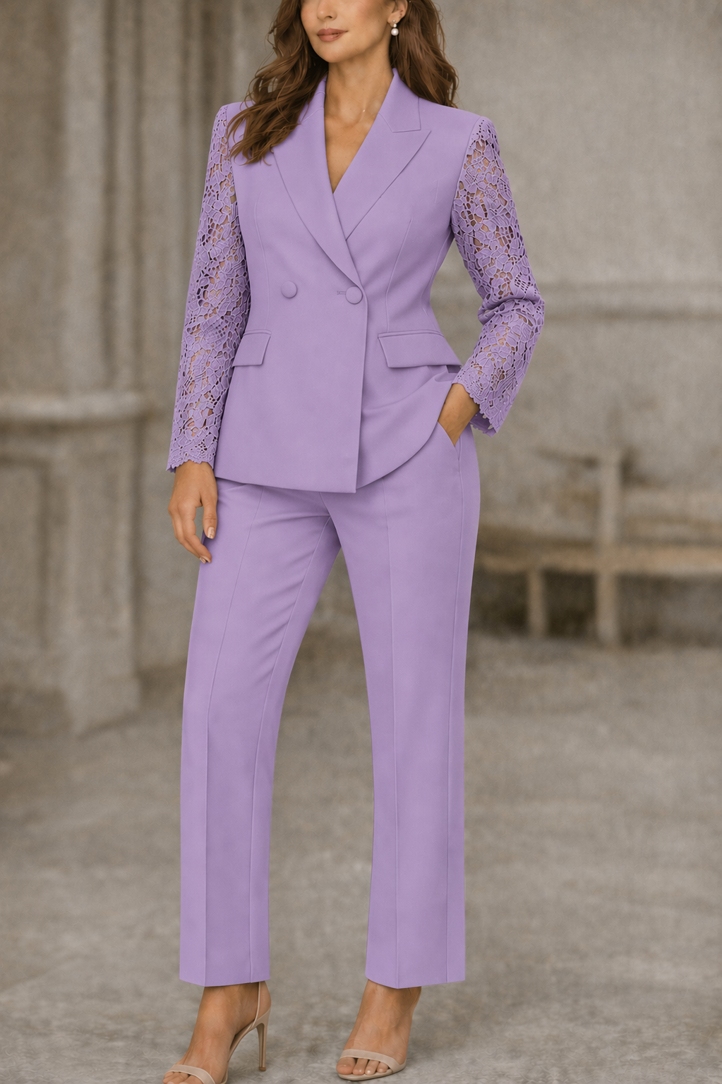 Conjunto de encaje: americana y pantalón