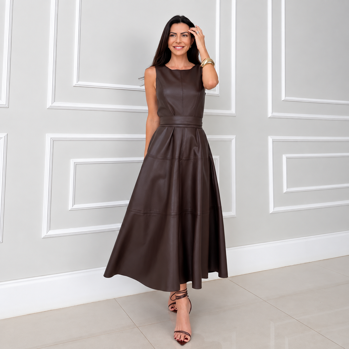Vestido Midi de polipiel