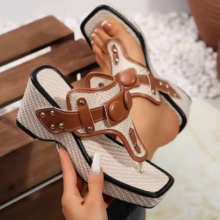 Elena | Cuñas de yute con botones carey