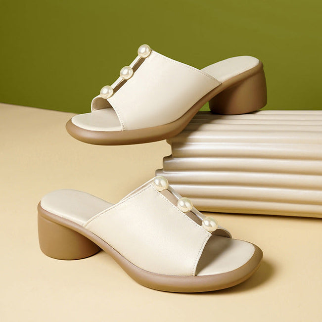Sienna | Mules de cuña con perlas