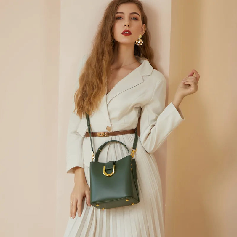 Bella | Bolso cubo de piel