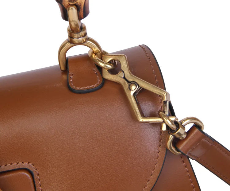 Astor | Bolso de piel con asa de bambú