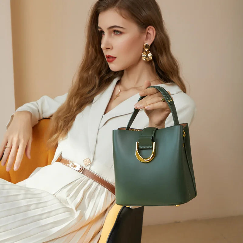Bella | Bolso cubo de piel