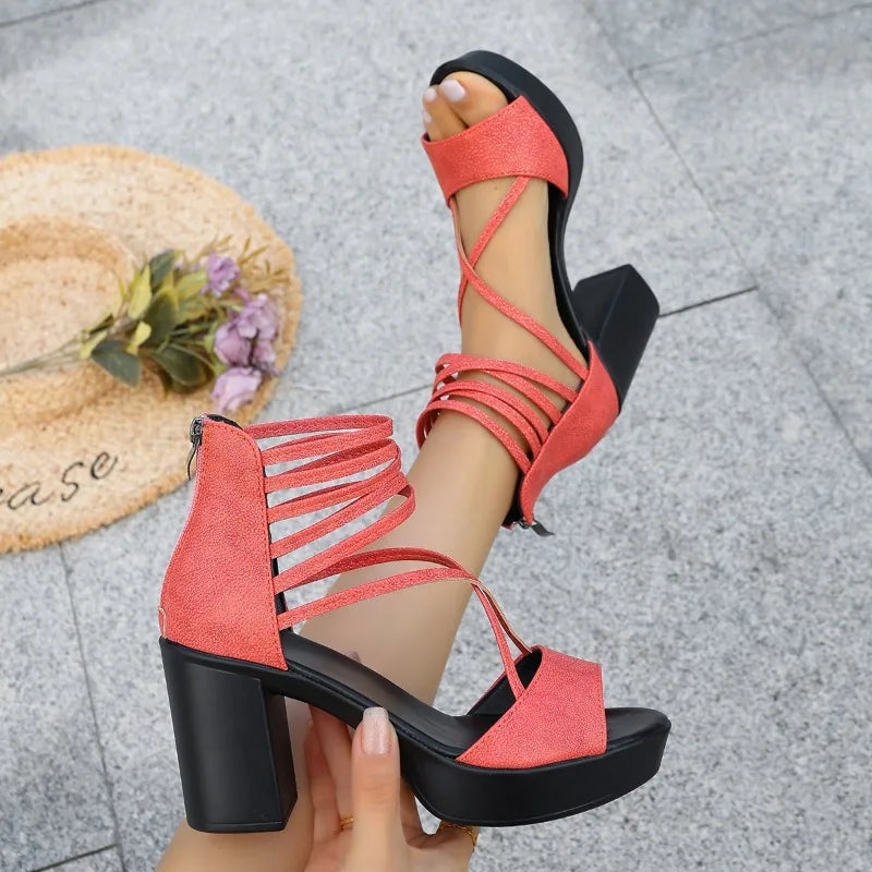 Celeste | Sandalias de tiras cruzadas con tacón ancho