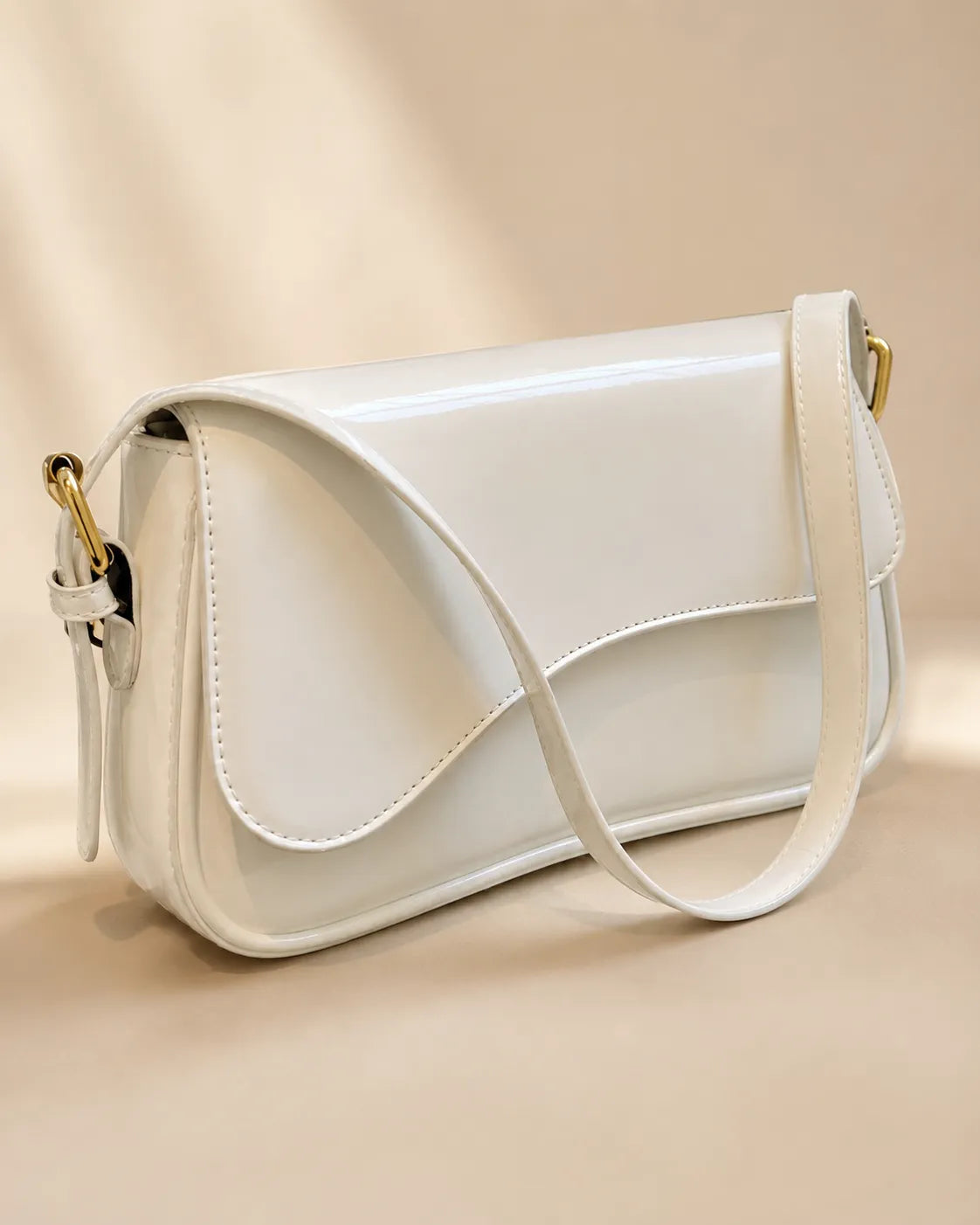 Bolso Elara en color blanco roto